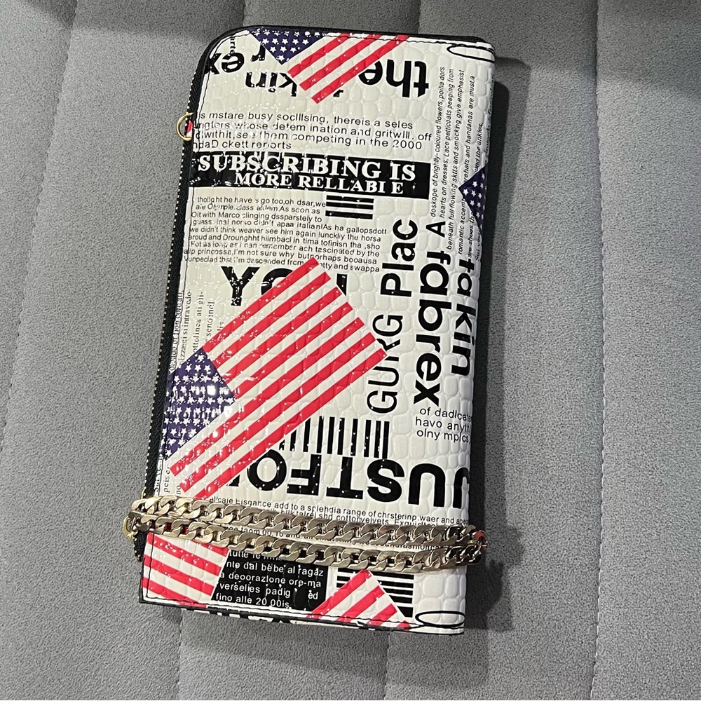 Patriotic Print Wallet with Chain